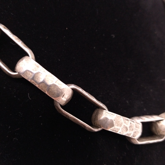 Catherine Popesco hammered chain necklace - Picture 7 of 10